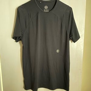 Underarmour workout shirt